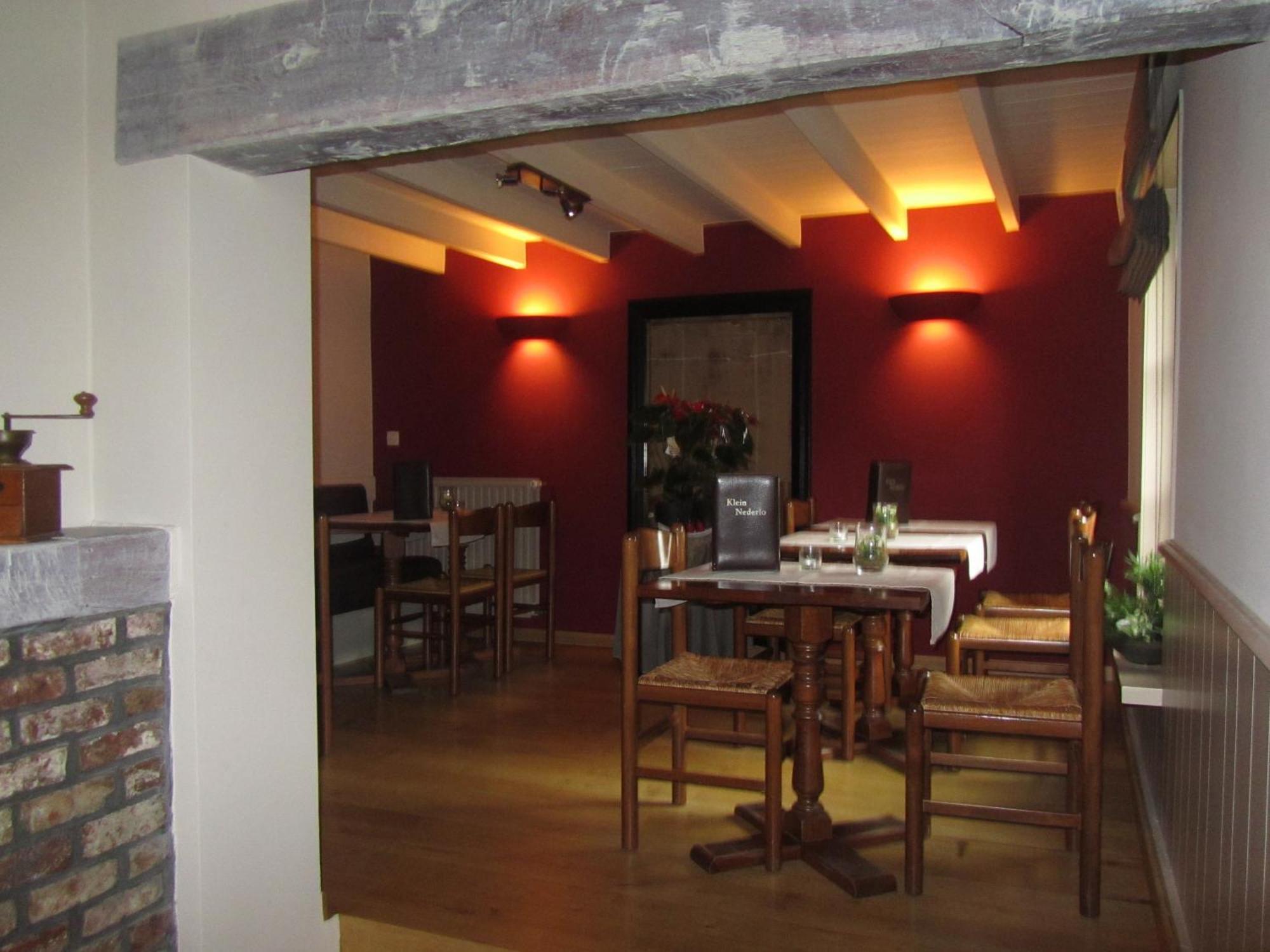 Hotel Klein Nederlo Vlezenbeek Extérieur photo